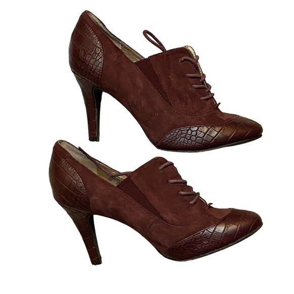 Alfani Step n Flex Zinea Maroon Leather Granny Heel Bootie Sz 5M EUC GrandmaCore - Picture 3 of 8